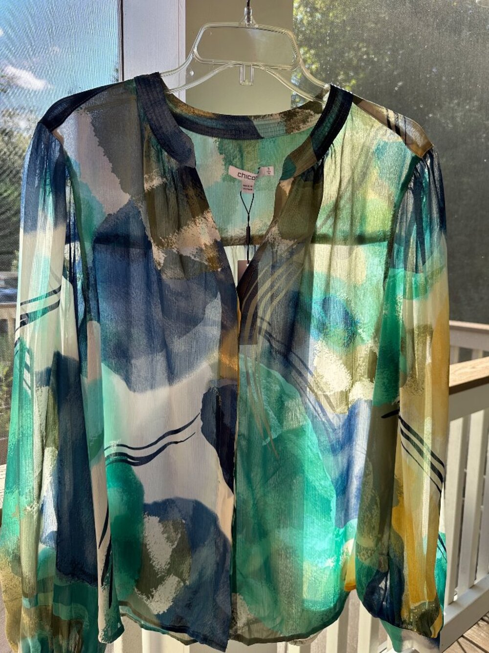 Chico's Crinkle Blouse Serena Abstract Watercolor Top English Cream Size 3 (XL)